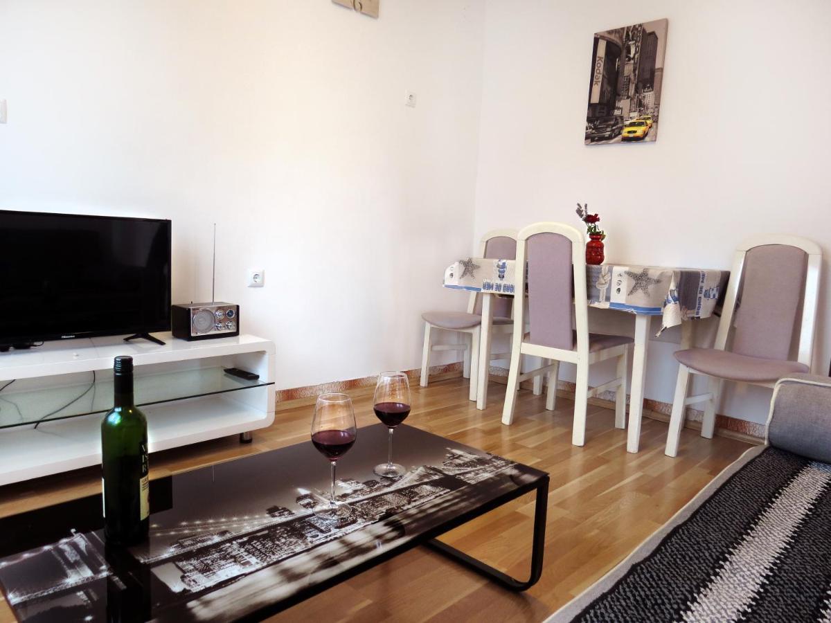 Apartment Jadro Supetar Kültér fotó
