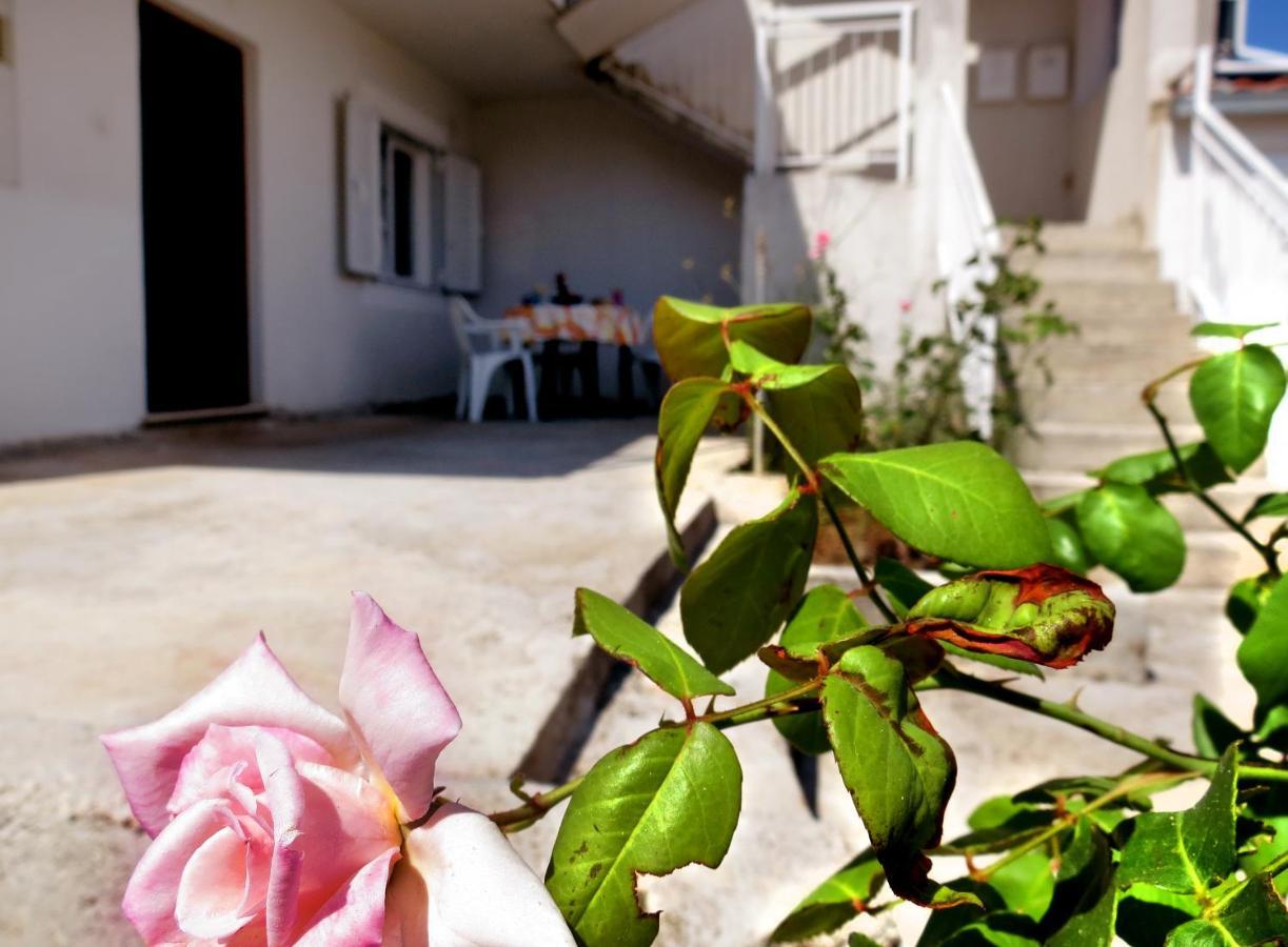 Apartment Jadro Supetar Kültér fotó